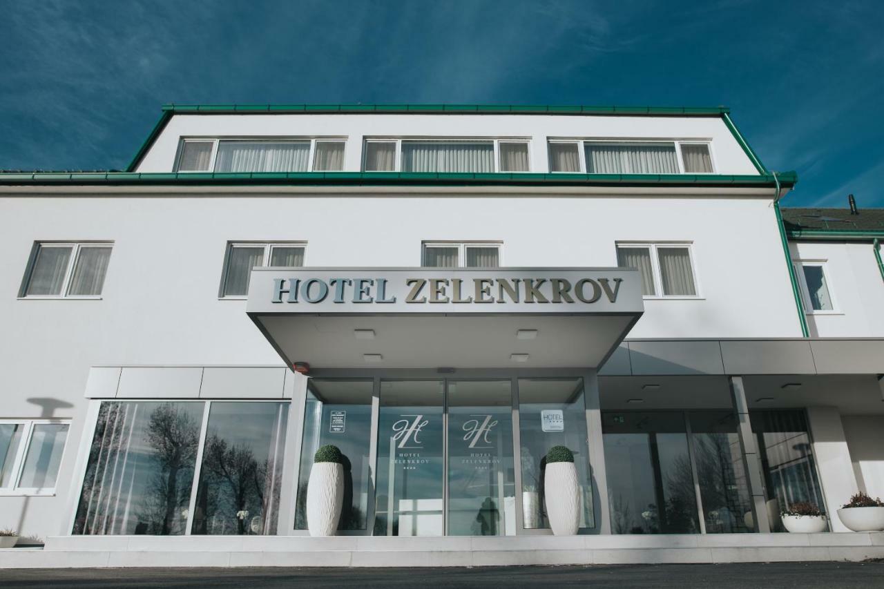 Cepin Hotel Zelenkrov מראה חיצוני תמונה